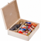 2749-1_darkovy-box-na-vino-a-sladkosti-z-borovicoveho-dreva-s-fotografii-a-venovanim