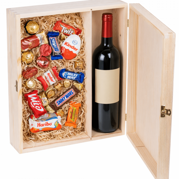 2749_darkovy-box-na-vino-a-sladkosti-z-borovicoveho-dreva-s-fotografii-a-venovanim